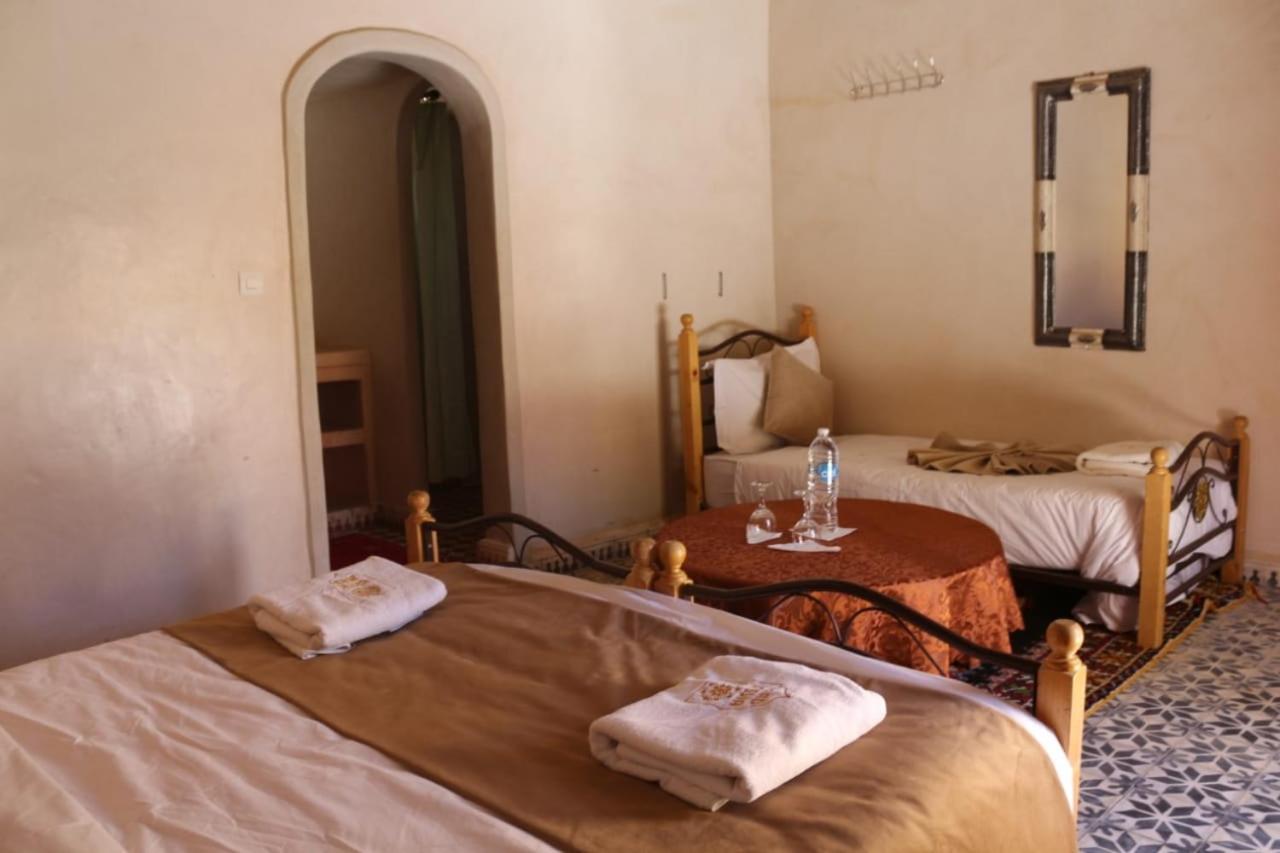 Riad Assia Foum Zguid Room photo