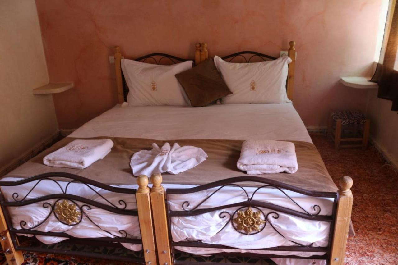 Riad Assia Foum Zguid Room photo